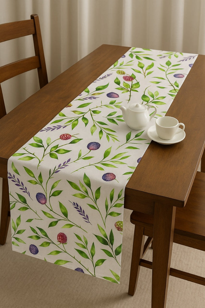 Amelia Table Runner