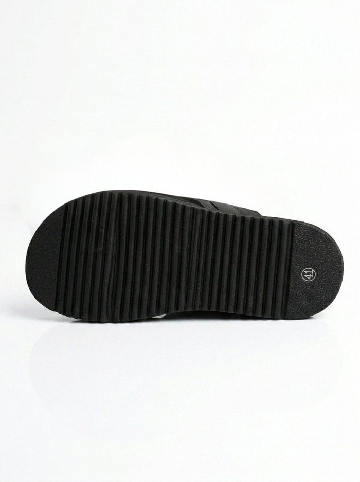 Black TD25111055