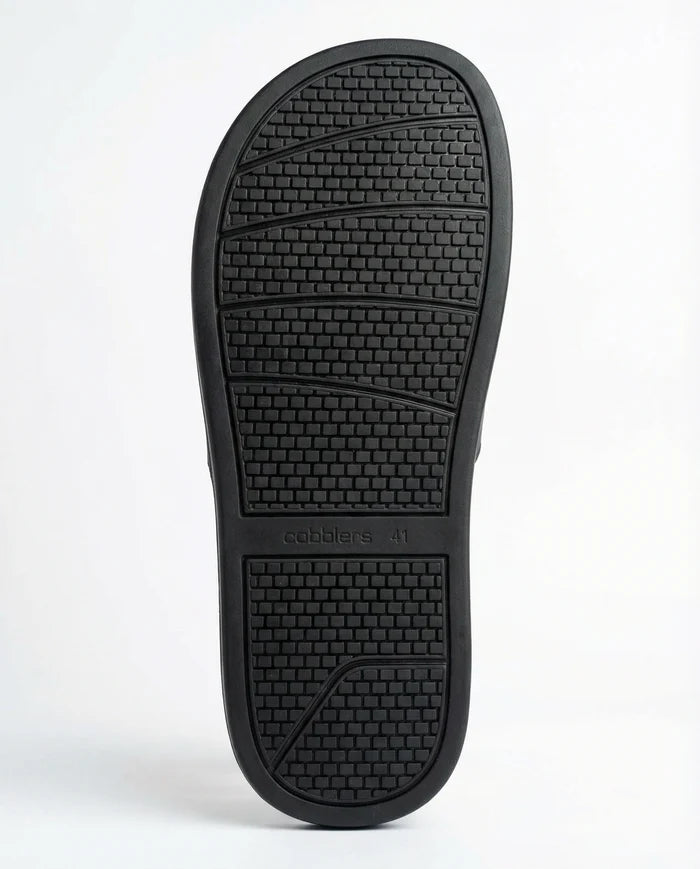 CGSC 26 Black and White Slippers