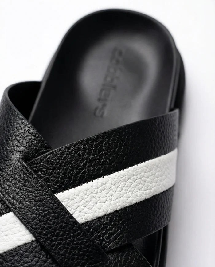 CGSC 26 Black and White Slippers