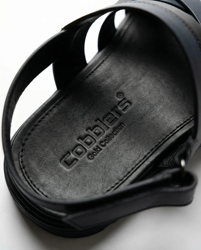 CGSC 26 BLCK Cross Strap Sandals