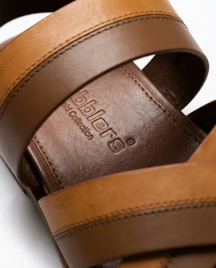 CGSC 26 BRWN Cross Strap Sandals
