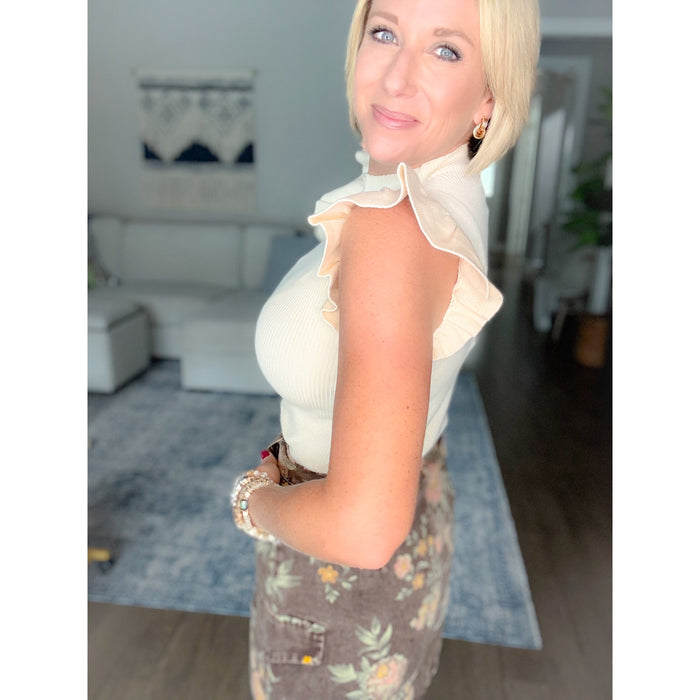 Classic Ruffle Sleeve Knit Top