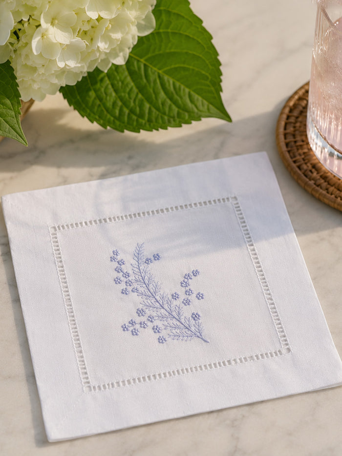 Cocktail Napkins, Fern (Misty White). Set of 4