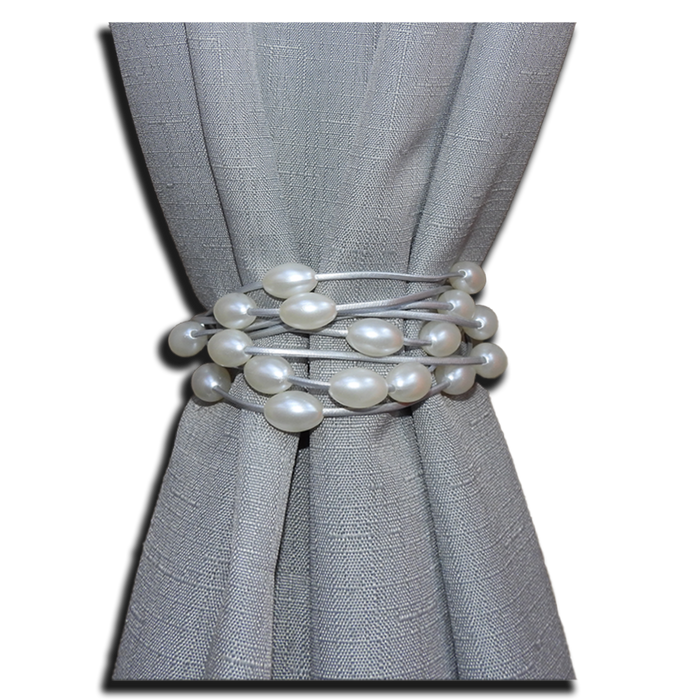 Curtain Holder - Pearls