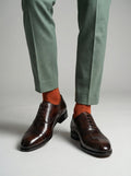 D01 Dark Brown