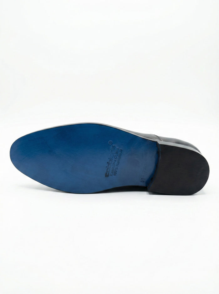 D01P Black