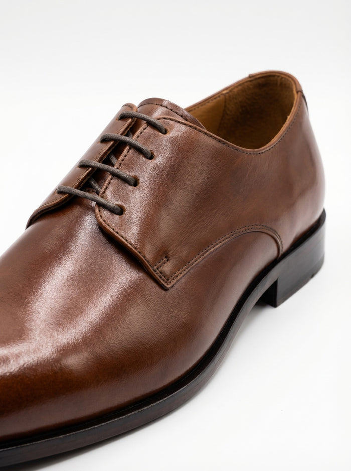 D02 Dark Brown