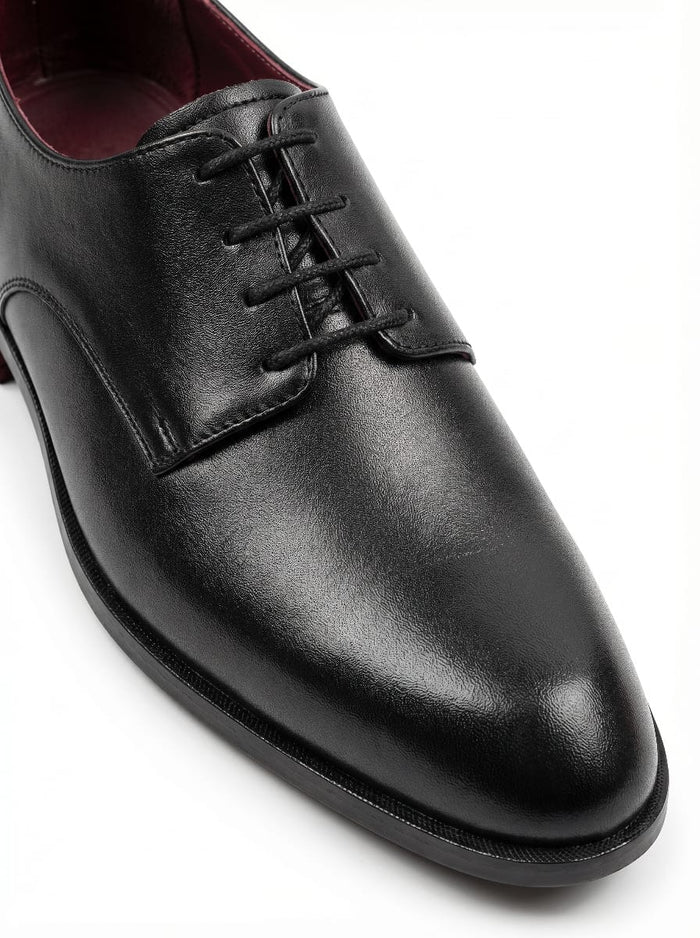 D02P Black
