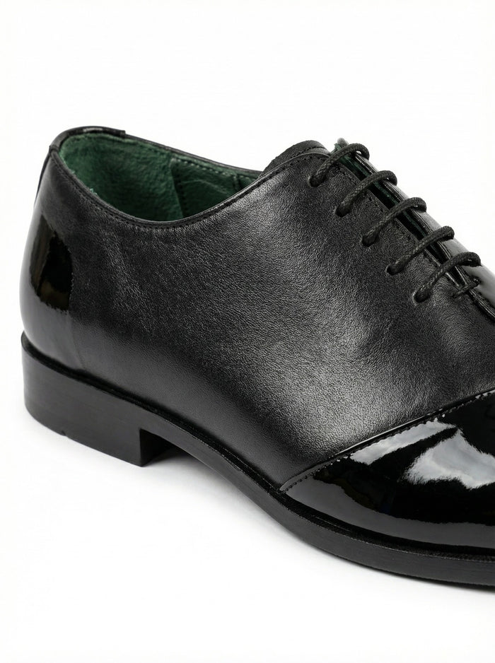 D03PT Black