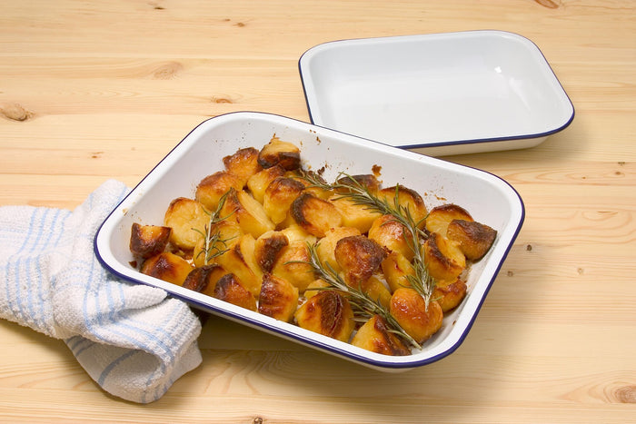 Falcon Enamel Bake Pan 31cm