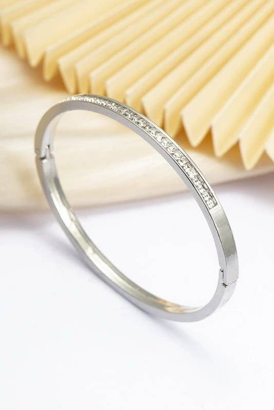 JOSSLYN by wall to wall - 18K NON-TARNISH WATERPROOF STAINLESS STEEL BANGLE