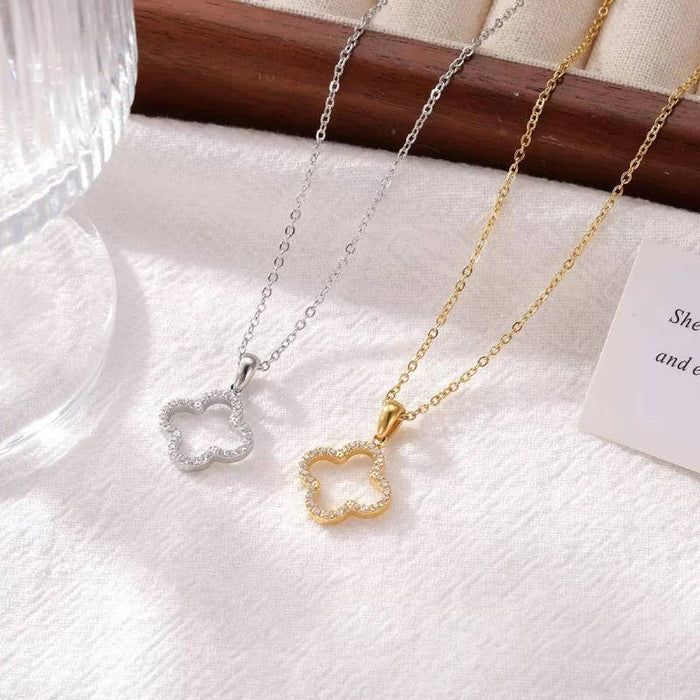 JOSSLYN by wall to wall - 18K STAINLESS STEEL TARNISH FREE CLOVER NECKLACE | 40NK9680