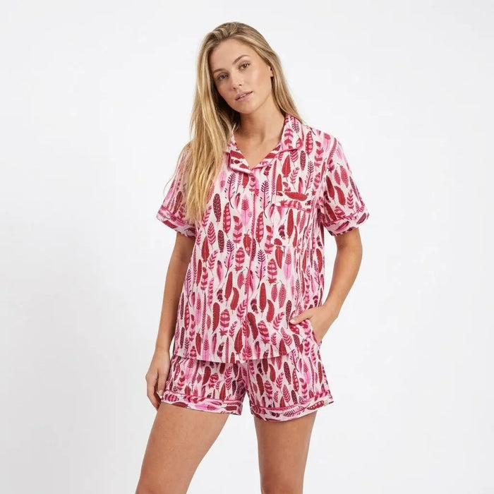 Lightweight Summer Pink Sleepwear Feather Print Cotton Soft Night wear Women Short Pajama Set Handicraft Trend