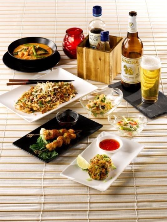 Luna Stoneware Black Rectangular Plate 25 x 15cm (Box Of 6)