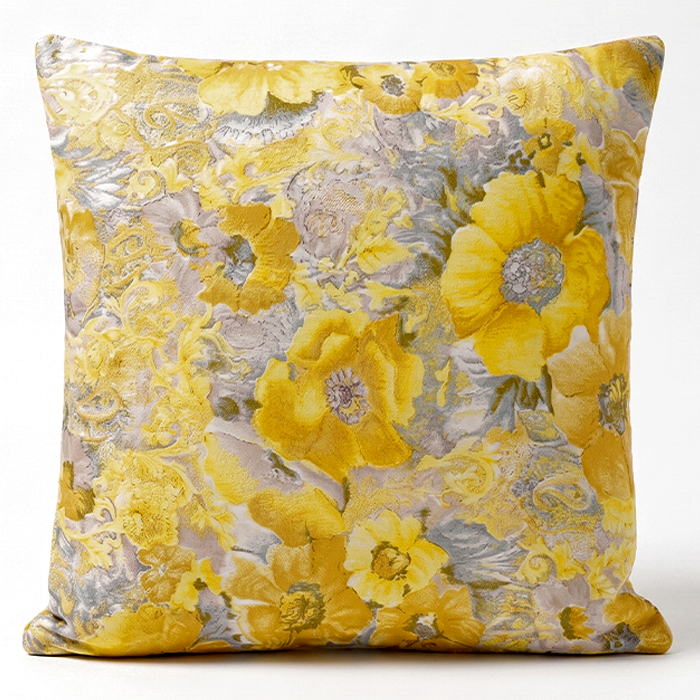 Maya Cushion | 20x20"