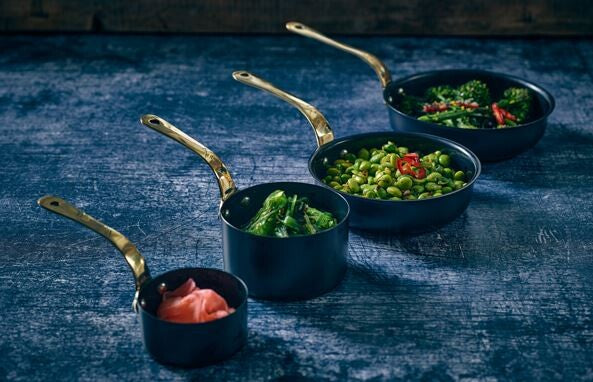 Mini Frypan Vintage Steel Black 13.5 x 3.75cm 40cl / 14oz (Box Of 6)