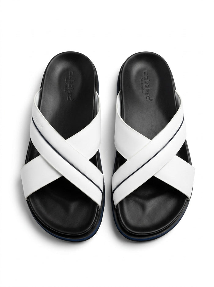White TD2511104